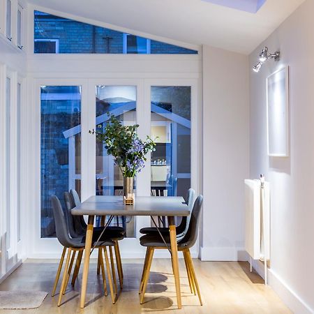 The Modern Classic - Contemporary & Elegant 3Bdr Home Cambridge  Exterior photo